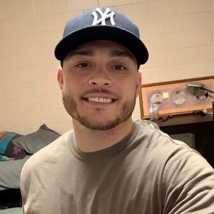 Meet your Posher, Jonathan